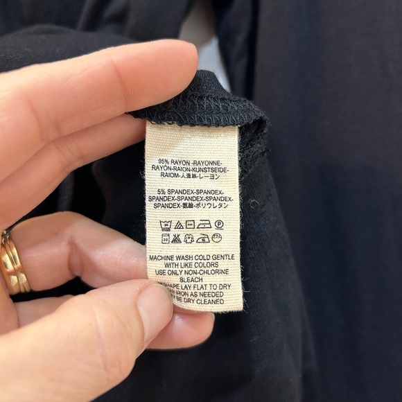 Free People First Love Cropped Long Sleeve Top Sz M Cinched Waist Chest Cutout - Picture 11 of 12